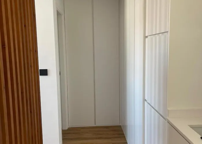 New In Downtown - 11 Nights Minimum *